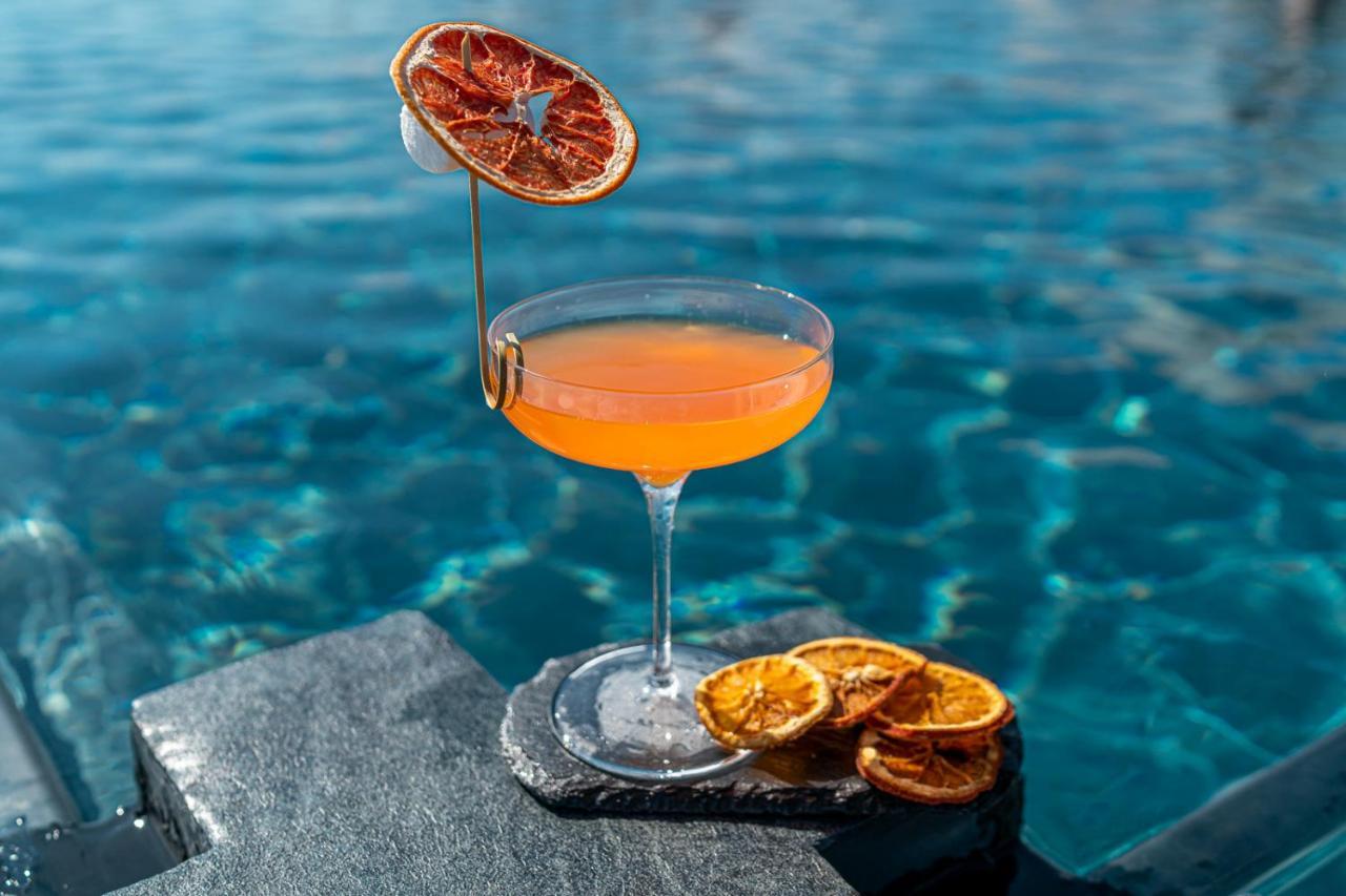 The One Caorle - Hotel & Apartments Esterno foto A Blood Orange Martini